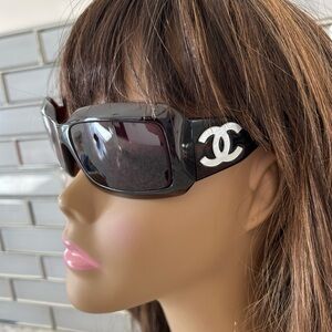 Classic Chanel 5076-H C 538/13 White Mother of Pearl CC Logo Dark Brown Frames